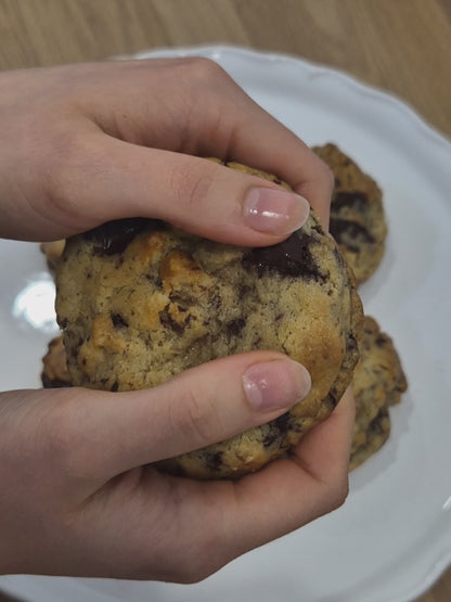 Chocolate Walnut Cookies
